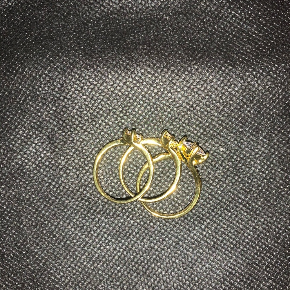 Ring - Picture 4 of 5